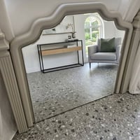 مراية ميز • نظيفة