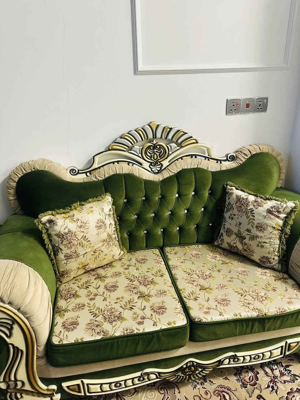 للبيع تخم ملكي تسكام 10 مقاعد


**إذا كنت صاحب هذا الإعلان وتريد حذفه لأي سبب، رجاءا أرسل رسالة إلى الدعم الفني**