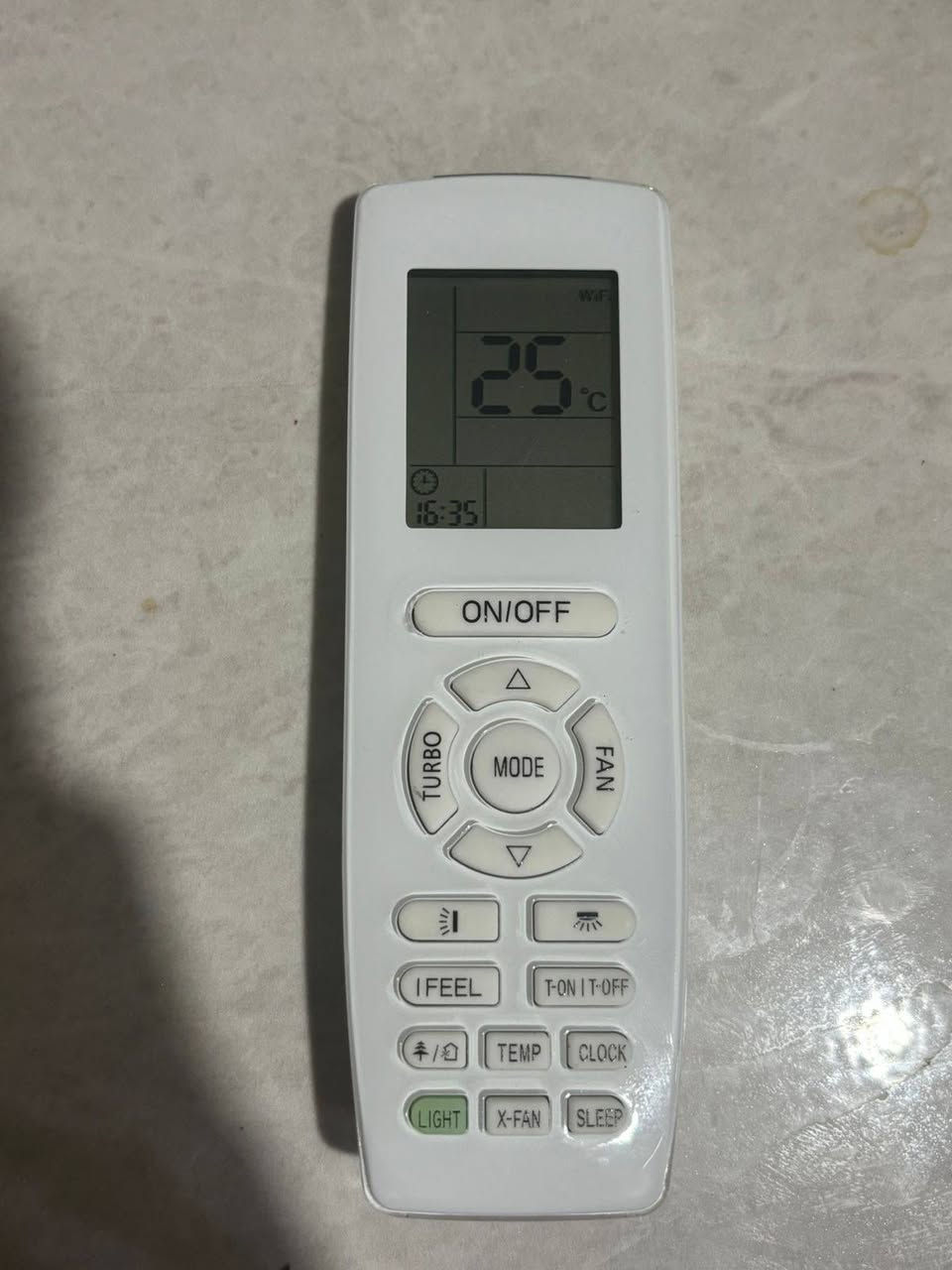 سبلت توسوت كنتوري 3طن أنفيرتر  تدفئه تبريد ثلج ألاصلي من شركةألبليسان العالميه كامل الملحقات غاز الشركه410ضاغط أستوائي سليليز دبل راديتر بواري كيبلات ريموت بلادي السعر 950قفل قفل المكان بغداد الرصافه ألشراي أتصال فقط غير متواجد عل فيس ضمان7أيام بعد النصب 
***********
