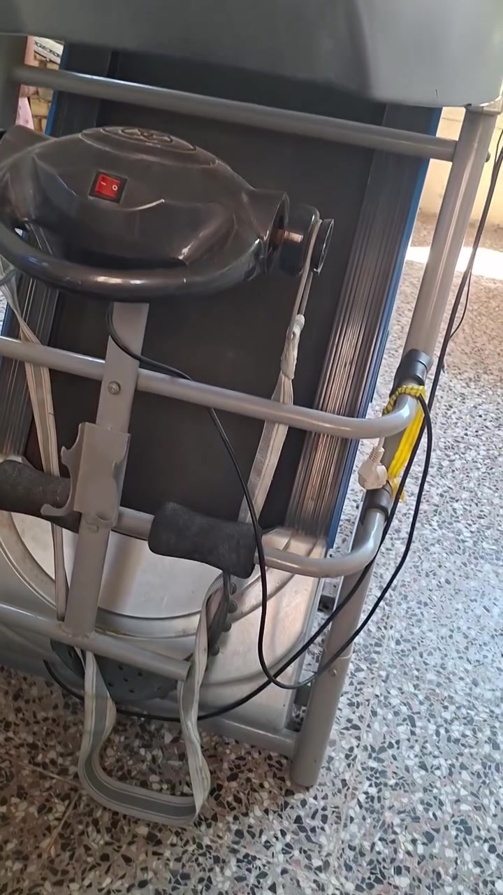 السلام عليكم اخوان عندي هذا باسكل جري للبيع الارايده راسلني وهذا رقمي  ***********
