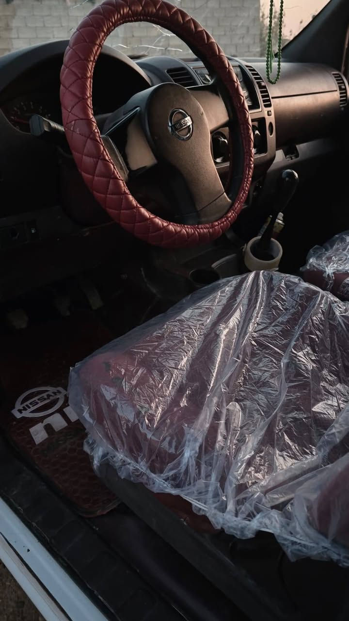 السلام عليكم نيفارللبيع ٢٠٠٨ رقم واسط انكليزي ***********
