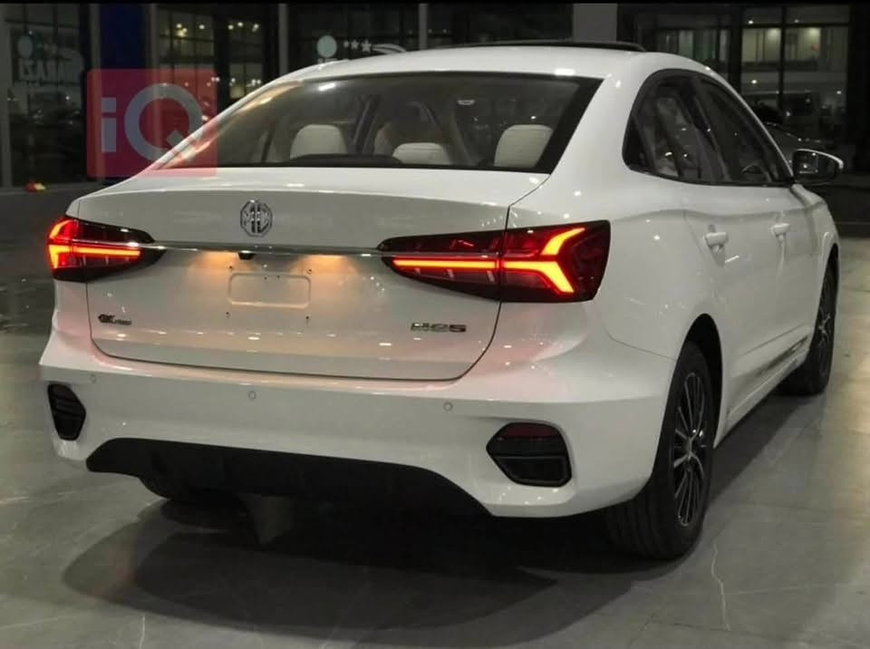MG 5 Plus موديل
استلام من الوكاله

لون أبيض  🤍

مرقم بغداد 

المحرك 1500 تنفس طبيعي

تبريد قطعتين خلفي +امامي

مثبت سرعه 

اوتو هولد

انارة ترحيب

بصمة تشغيل وبصمة ابواب(سائق)

شاشة وسطية جبيرة 

شاشه ابل كار بلي واندرويد

اشاير بالمري

حساس ضغط الاطارات

حساسات خلفية

تحكم ستيرن 

هاند بريك بصمة 

السياره ماشيه 7 الف وشويه

 السعر 115$

بغداد حي العامل

***********

للتواصل واتساب
