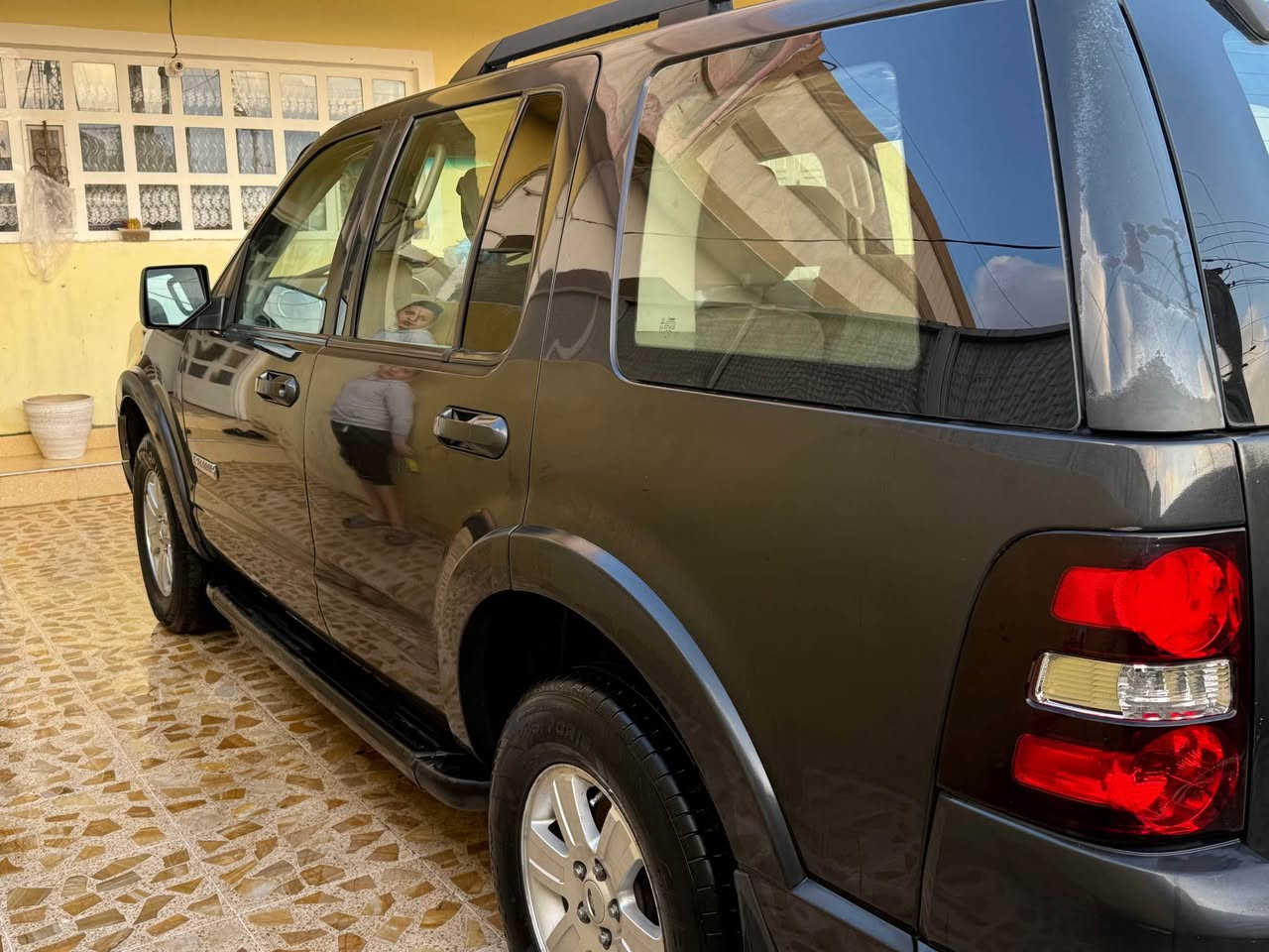 سلام عليكم فورت 2007 شركت نيفه غاز بانزين دافتر غاز دفتر بانزين رقم ربيل دوالي 7 مقعد تبريد مركزي مثبت سرعه صدر خلفي وئمامي جديد صبغ حزام اثر جراد بس وصبغ دارج واله قطر معون مابي بس قبق صندوك بي بس ///// سعر 90 بيهه مجال شي قليل مكان سيار كركوك 

*********** بغداد, العراق
