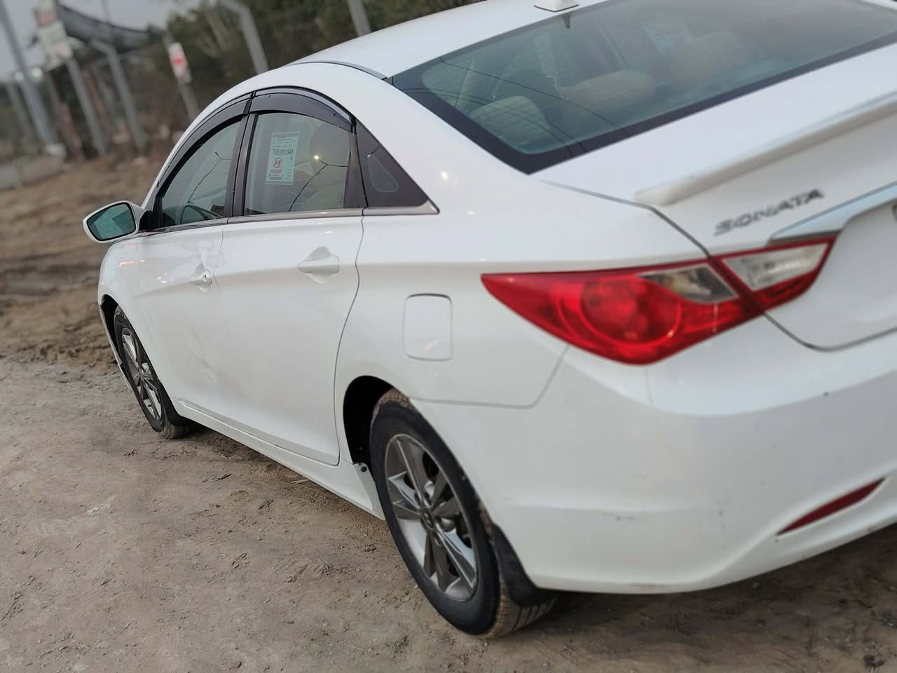 السلام عليكم سوناته موديل 2013 الرقم بغداد وارد امريكي مكينه 2400  السعر 98 رقم  الهاتف *********** العنوان بابل
