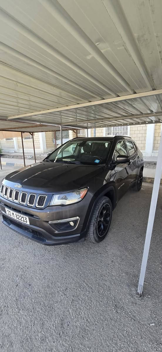 🚘 للبيع Jeep Compass 2018 وارد أمريكي 🚘
✅ موديل 2018 فئة  latitude 
✅ وارد أمريكي
✅ محرك 2.4 لتر اقتصادي وقوي
✅ بانوراما طكتين
✅ ناقل حركة أوتوماتيك
✅ شاشة وسطية
✅ كاميرا خلفية
✅ Apple CarPlay و Android Auto
✅ تحكم من المقود
✅ مثبت سرعة 
✅ تكييف رائع
✅ إضاءة LED
✅ أنظمة أمان متعددة
🔹 السيارة بحالة جيدة جداً
🔹 وارد أمريكي
🔹 حادثها ضرر خفيف من جهة البنيد الأمامي فقط وتعديل بارد بالجاملغ
🔹 جاهزة للفحص والكشف بأي مكان
🔹 نظافة داخلية وخارجية مميزة
🔹 ماشية 92 الف كم وصدرها جاهز

للاستفسار والمعاينة:

📞 ***********
📍 الموقع:  بابل
💰 السعر:  110
