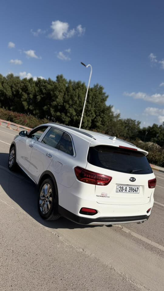 - السَلام ؏ـليڪُم ♥️
للبيع فقط كيا سورنتو موديل 2020 رقم نجف انكليزي مداور ثاني يوم السياره فول مواصفات عده البانوراما مكفوله  من ضربه وصبغ وتبديل مكينه وكير خير من الله سياره ماعايزه برغي ماشيه 127 الف حقيقي سعرها 230 وبيها مجال قليل
مكان السياره النجف الاشرف اتصال ***********
