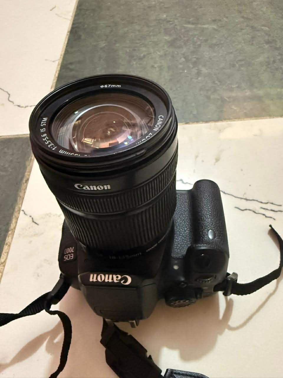 كامرة كانون D700 للبيع
السعر 500بيهه مجال

وياهة عدسة ١٨_١٣٥
كامره ما متعوبه ووجايبهة من خارج
شترهة ماعابر ٢٠٠٠ بعدهة جديده
الشاشة لمس  وتصويرهة فيديو خرافي
كامرة احترافية 
هية وشاحنتهة وياهة كيبل نقل ايفون 📱 + للايندو
***********
