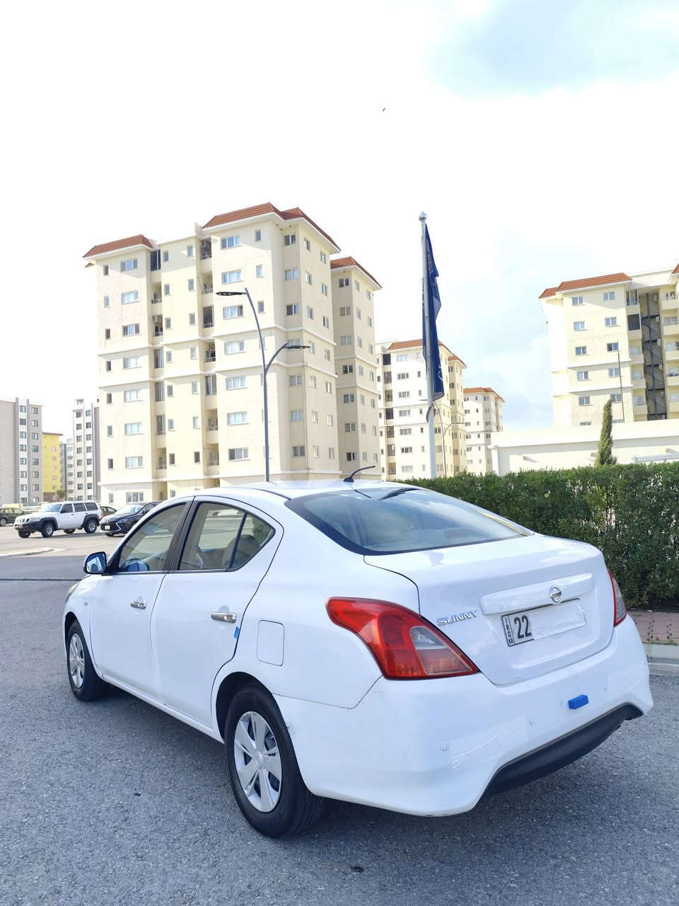 نیسان سەنی 2020 گێڕ ئۆتۆماتیک 
٣ پارچە سبوغی هەیە
پشت و پێشی کەپسە
160کم ڕۆشتووە
سەنەوی و رەقەمی نوێیە
زۆر بە جوان و خاوێنە ماوەتەوە 

سعر : داوای بکە لە کۆمێنت ڕاستەوخۆ بۆت دێت 🤖 

گێڕ و مەکینە بەشەرت ماڵی دۆستە 
تەقە و رەقەی تێدا نیە 

بۆ زانیاری زیاتر پەیوەندی بە خاوەنی 

***********
