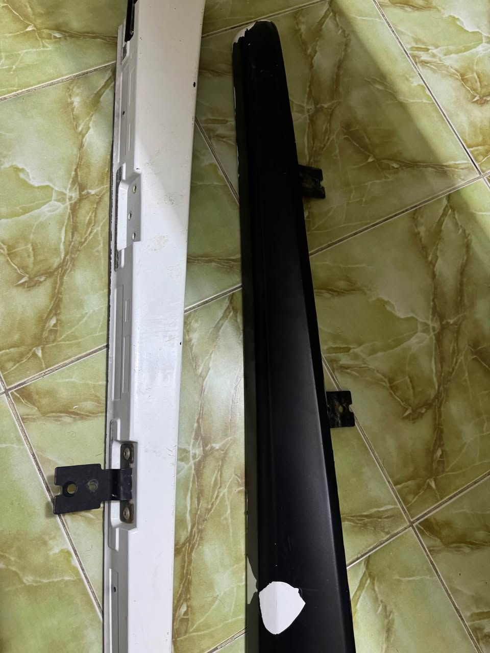 السلام عليكم للبيع سبايدر تيوتا. اصلي. مالي سيارتي ونزلته منها شديت حديد لان احمل بيها مغلف لاسق ينشال لل امانه بي فطر موضح بلصوره. ب ١٥٠ الف. *********** النجف, العراق
