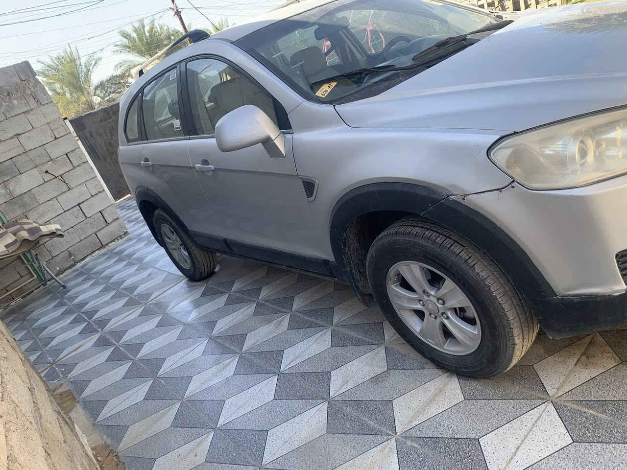 شوفرليت كابتيفيا للبيع رقم دهوك دولي
محرك كير شرط.
صدر نضيف طخم تايرات جدد. سيارة جاهزة ماناقصها شي
السعر 75 ورقة مجالها قليل
اتصال ***********
