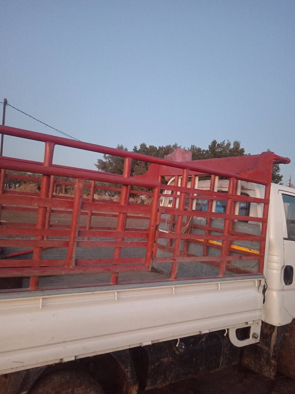 السلام عليكم بنكو للبيع موديل ٢٠٠٦ الرقم ***********
