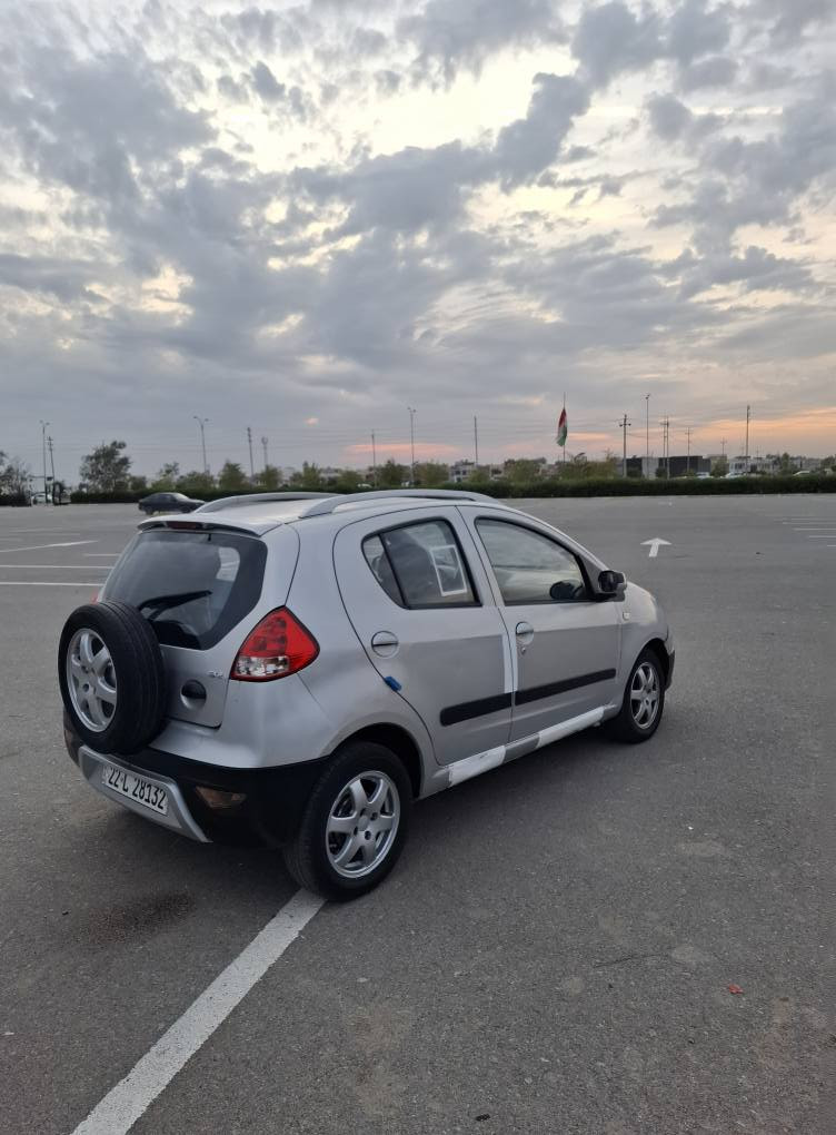 جێلی پاندا GX2 مودیل 2013
توماتیک 4جام  کارەبا ABS  شاشەو کامیرا و 5ویل کەپ ڕقم سنوی ژینگەتا 2028  تازەیە 
کیر مەکینە تەبریت  بەشەرت 
لەهەولێرم نرخی  53$ مەجالێکی کەم ژمارە *********** أربيل, العراق
