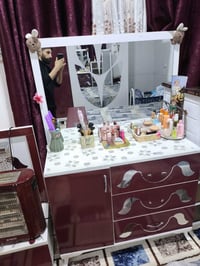 غرفه للبيع مستعمله نظيفه اربع قطع السعر 600 فقط هل يريد يراسلني على ال...