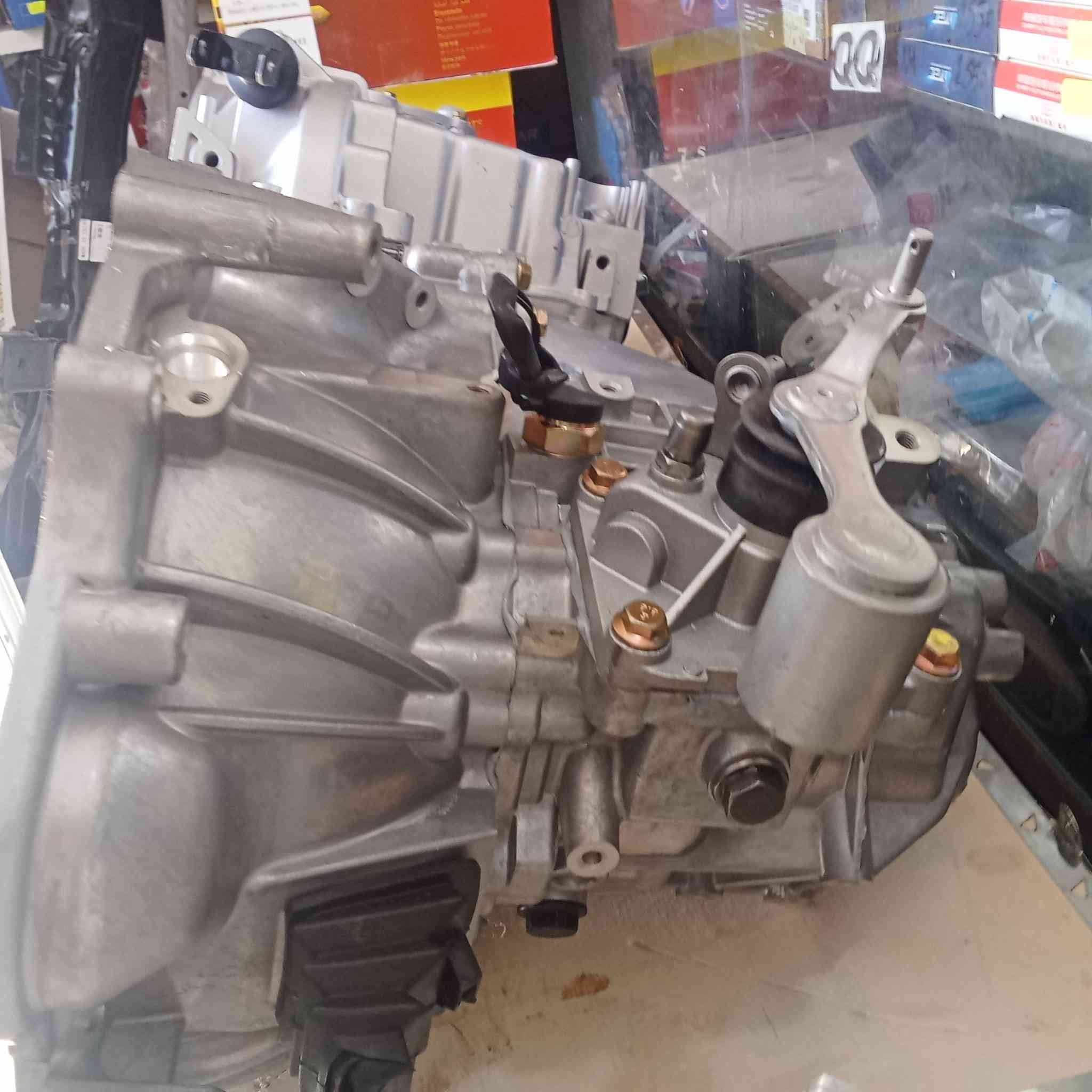 Boite vittesse lifan 520cable
Boite vittesse lifan 520 huile 

Original qualité avec garantie 

Livration disponible 

Tazougaghet Khanchla 

0798991783


**إذا كنت صاحب هذا الإعلان وتريد حذفه لأي سبب، رجاءا أرسل رسالة إلى الدعم الفني**