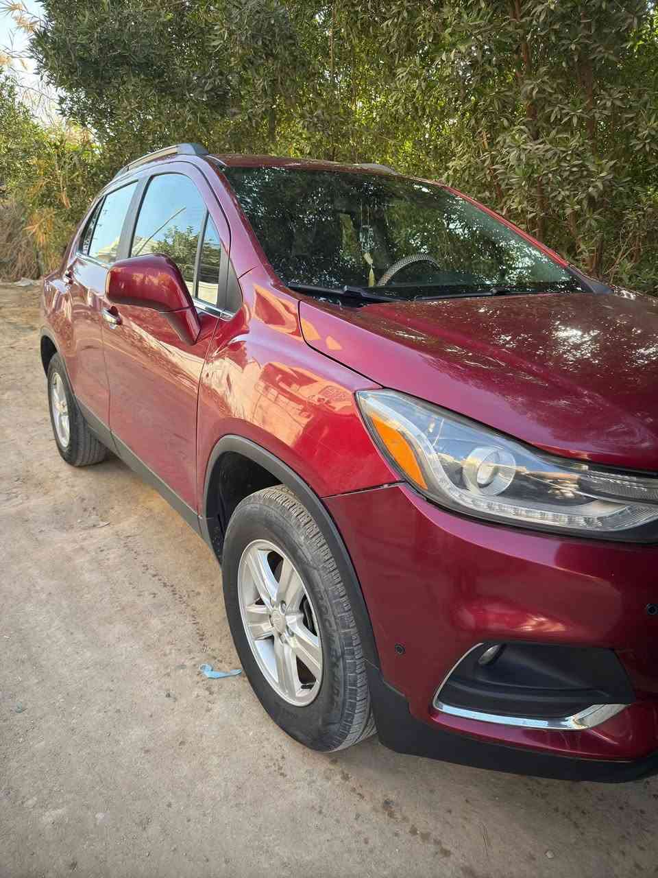 شوفرليت تراكس   AWD  Lt وارد امريكي
الموديل : 2020
رقم سليمانية 
السعر 107$
مكان السيارة : الناصرية 
حجم المحرك ١٤٠٠ توربو
المسافة المقطوعة 42 ميل
المواصفات:
بصمة تشغيل
بصمة ابواب
كرسي كهربائي
كامرة دوارة
لد نهاري
شاشة كبيرة
شاشة اعطال
كشنات جلد
انظمة سياقة
مثبت سرعة
ومواصفات اخرى
 ايرباك كلها سليمه
رقم  بأسمي التحويل او وكالة 
‎مكان السيارة : الناصرية 
‎‏‭0780 252 8922
