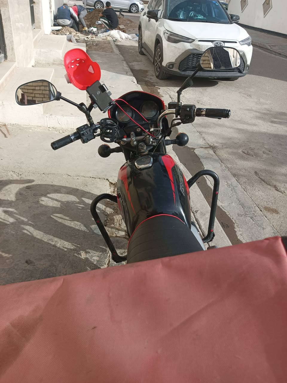 دراجه بوكسر للبيع دراجه باسم تحويل ثاني يوم سعر 1750 بيها مجال الدراجه كلش حلوه محتاج لها ترتيبات شويه العنوان بغداد غزاليه او تقاطع العامريه ***********
