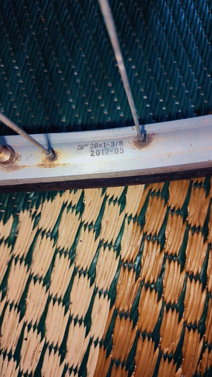 سلام عليكم غراض باسكل بناتي البيع
1-دسك او جوب او تاير ويل 11الف 
2بريك بعدة جديد هوة اليدة ماتة 4الف 
3_الجوب 3الف جديد مختم  
العنوان بغداد حينصر الفلكة الشراي خاص فيس متواجد


**إذا كنت صاحب هذا الإعلان وتريد حذفه لأي سبب، رجاءا أرسل رسالة إلى الدعم الفني**