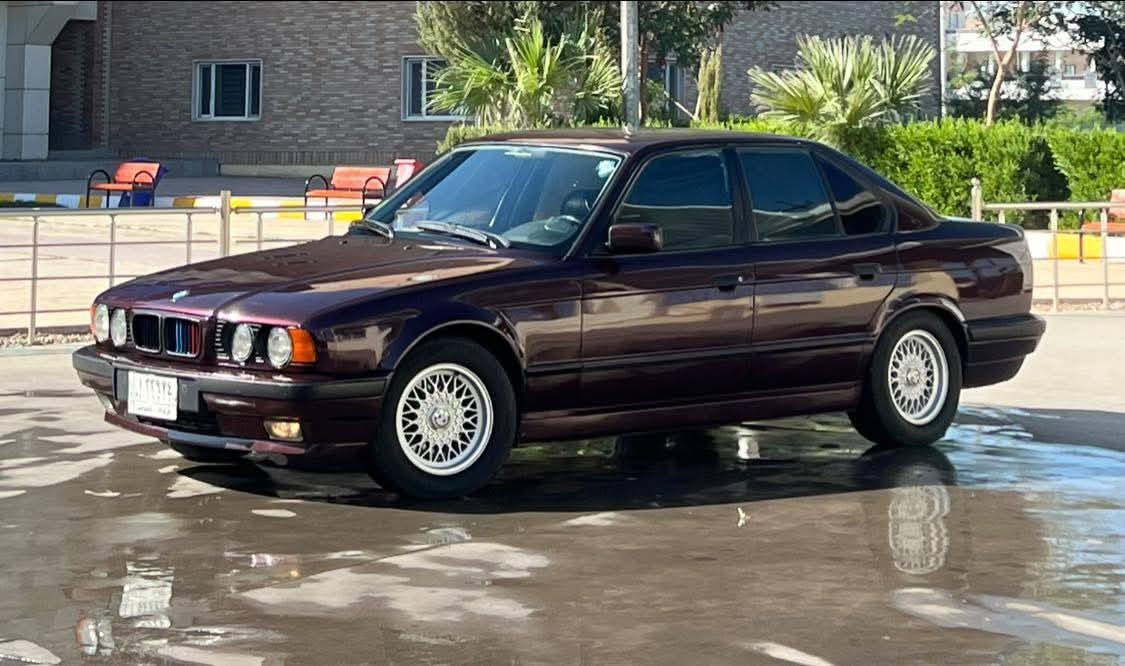 بۆ فرۆشت سعر 68ورقە          مۆدیل 1993                            کۆبۆن بە نزینی هه یە 
ناونیشان کە رکوک 
رە قە م موبایل  *********** Ahmed Jawhar
