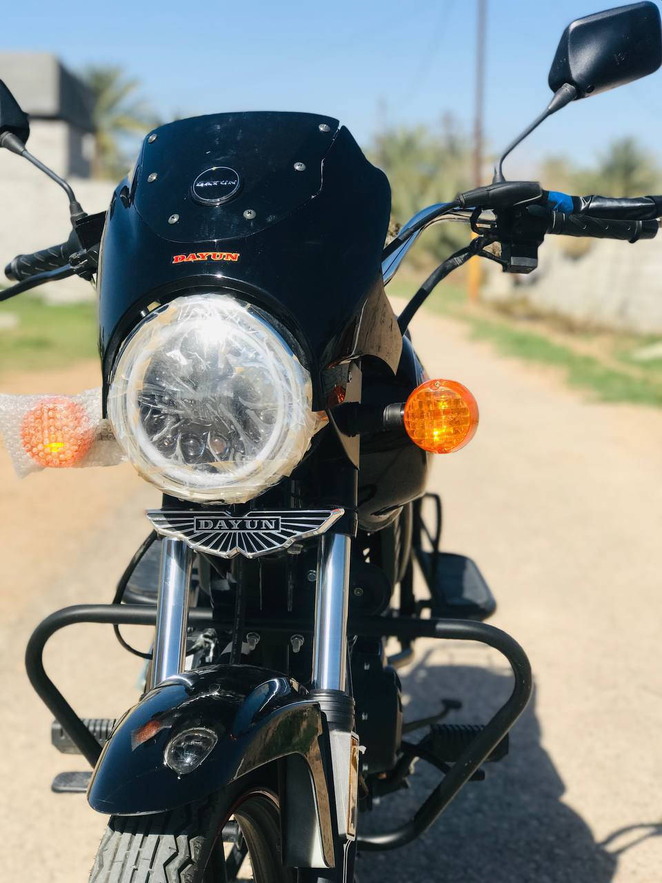 دايوان ماشي شي قليل كلش نضيف شكل القديم  ***********  اني مكلف بالنشر اتصل ع صاحب الدراجه
