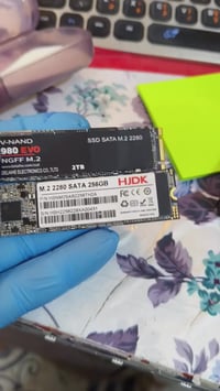 كمبيوتر • توصيل • فيديو