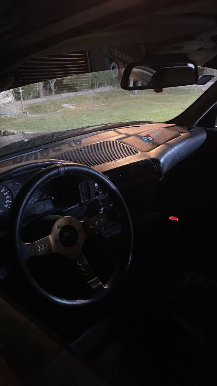 السلام عليكم لبيع او مراوس BMW 535 كير عادي صدر امامي وخلفي جديد واكسل ودرامات كلا جديد وكير جديد مكينه خير من الله ما ناقصها شي لايت صليب سموك بجم دخاني كصيف كلش ناصبه و ويل m وباقي التفاصيل بالصور وكيرها شورت شفت نمره قصيره 
مكانها سامراء  والسياره ب اسمي ومشروع وطني تحويل ثاني يوم كامله من هزه من ارقام من غرامات وكلشي  السعر (( 50 )) وبيها مجال 
*********** 
***********
