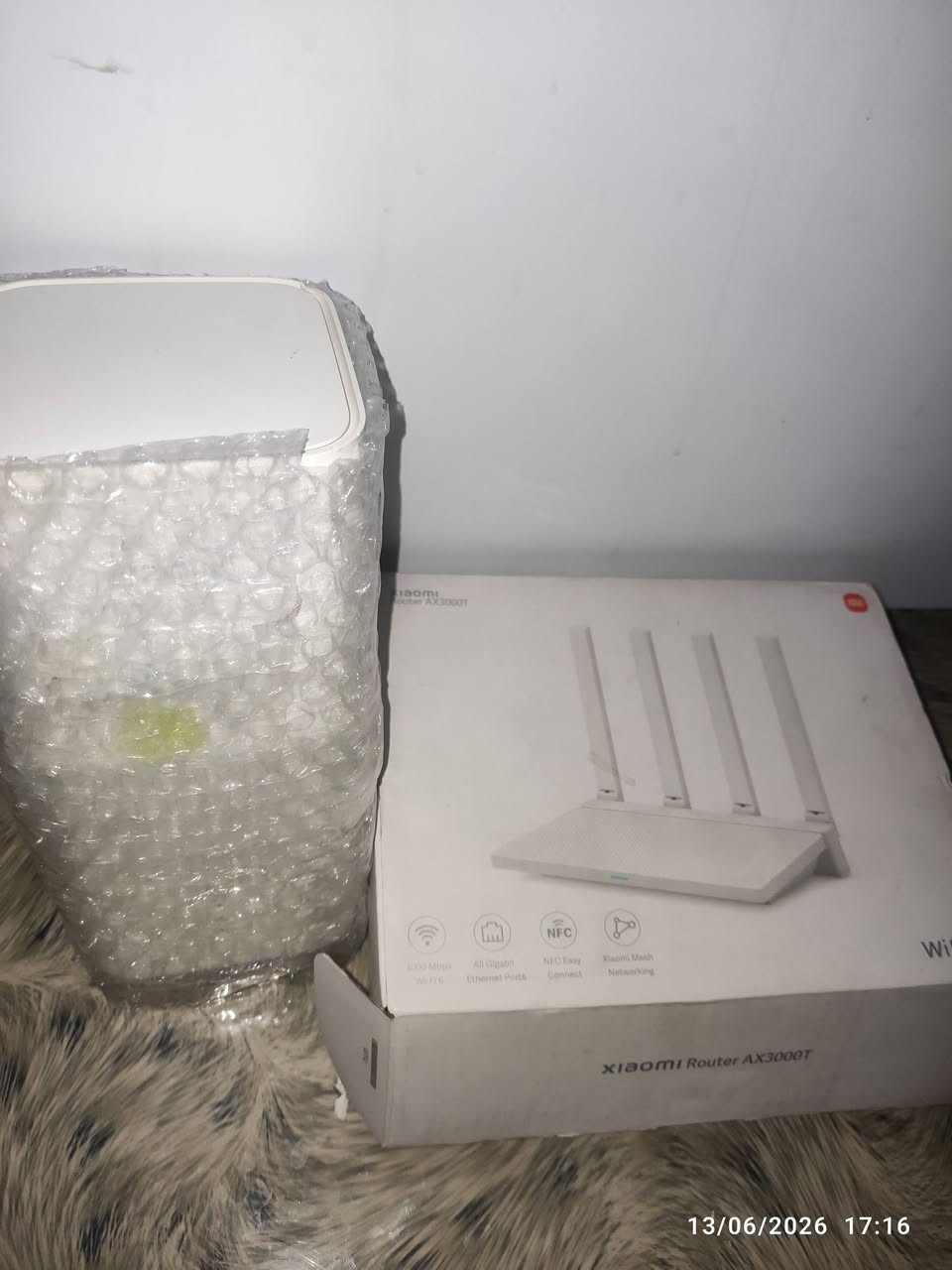 راوتر هواوي B818_260 الغني عن التعريف صاحب اقوى انتنا بين الراوترات عن تجربة اذا كانت اشارتك ضعيفه + راوتر شاومي AX3000T يحوي OpenWrt + سرفر سنه للتواصل ***********
