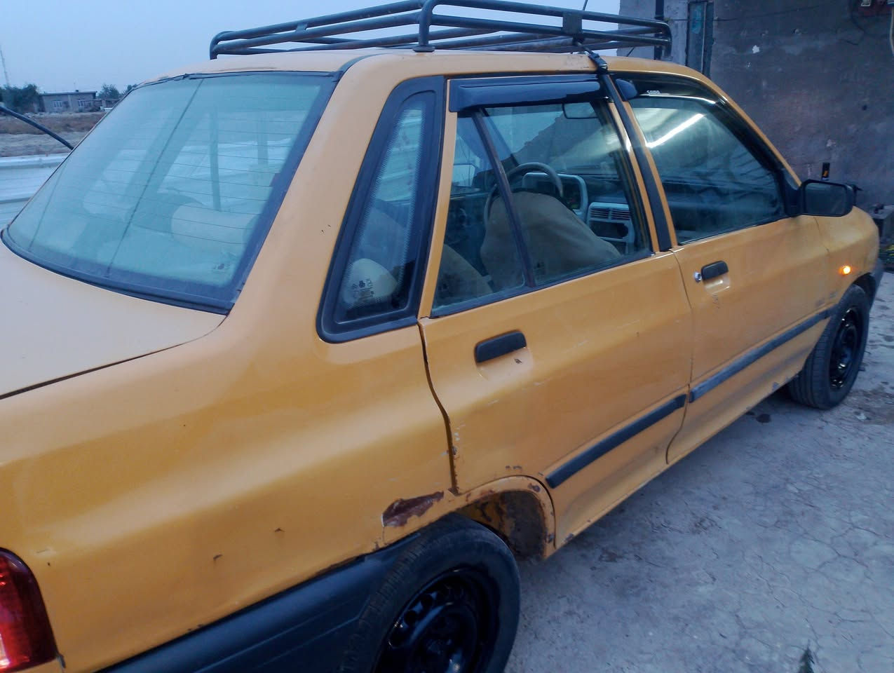 سلام عليكم  سايبا موديل 2011رقم بغداد نكليزي مصفره هيئة وقرامات محرك بي بخار كير مكفول تخم تاير جديد شواصي نضاف بس فطر صقير ما مصلح مكان دوره السريع الجديد السعر 20وبيها مجال رقم الهاتف ***********بي واتساب اثير ***********
