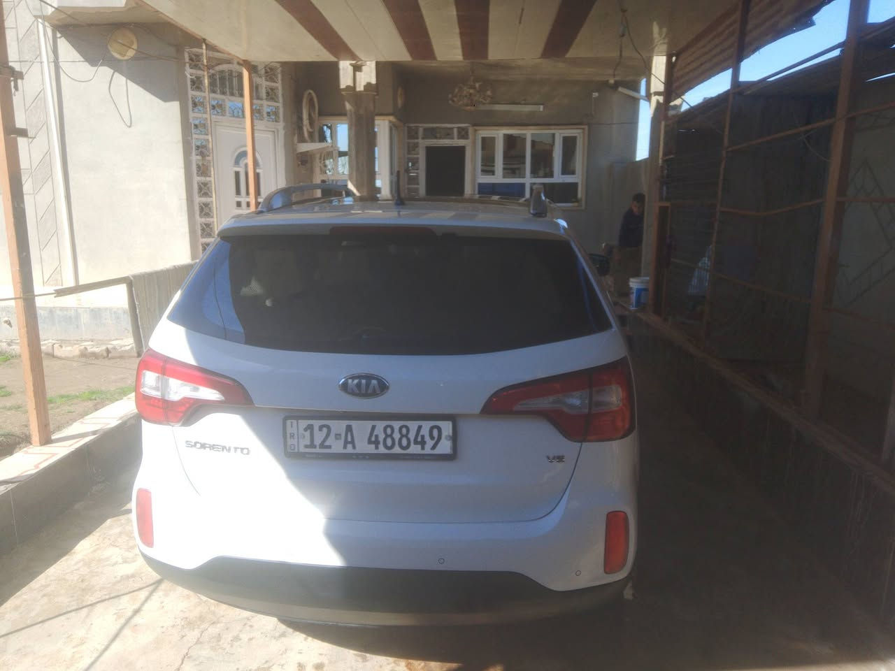 كيا سورنتو 2013 1/1 فول مواصفات بانوراما تشغيل بصمه حساسات خلفي وامامي كاميرات للسيهض سياره كلين نظيفه شرطه تحويل من الشرعي اللي يريدها يجيني خاص على رقم الهاتف ***********
