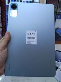 ريلمي باد SE • ٢٥٦ • داخل الضمان