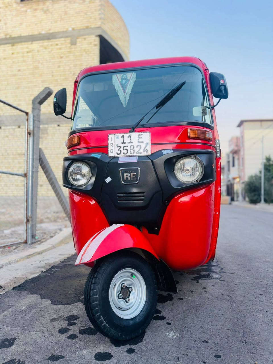 سلام عليكم شباب تكتك للبيع مديل 2022 شهر 9 رقم بسمي تحويل ثاني يوم كفاله عامه وخير من الله رقم ***********
