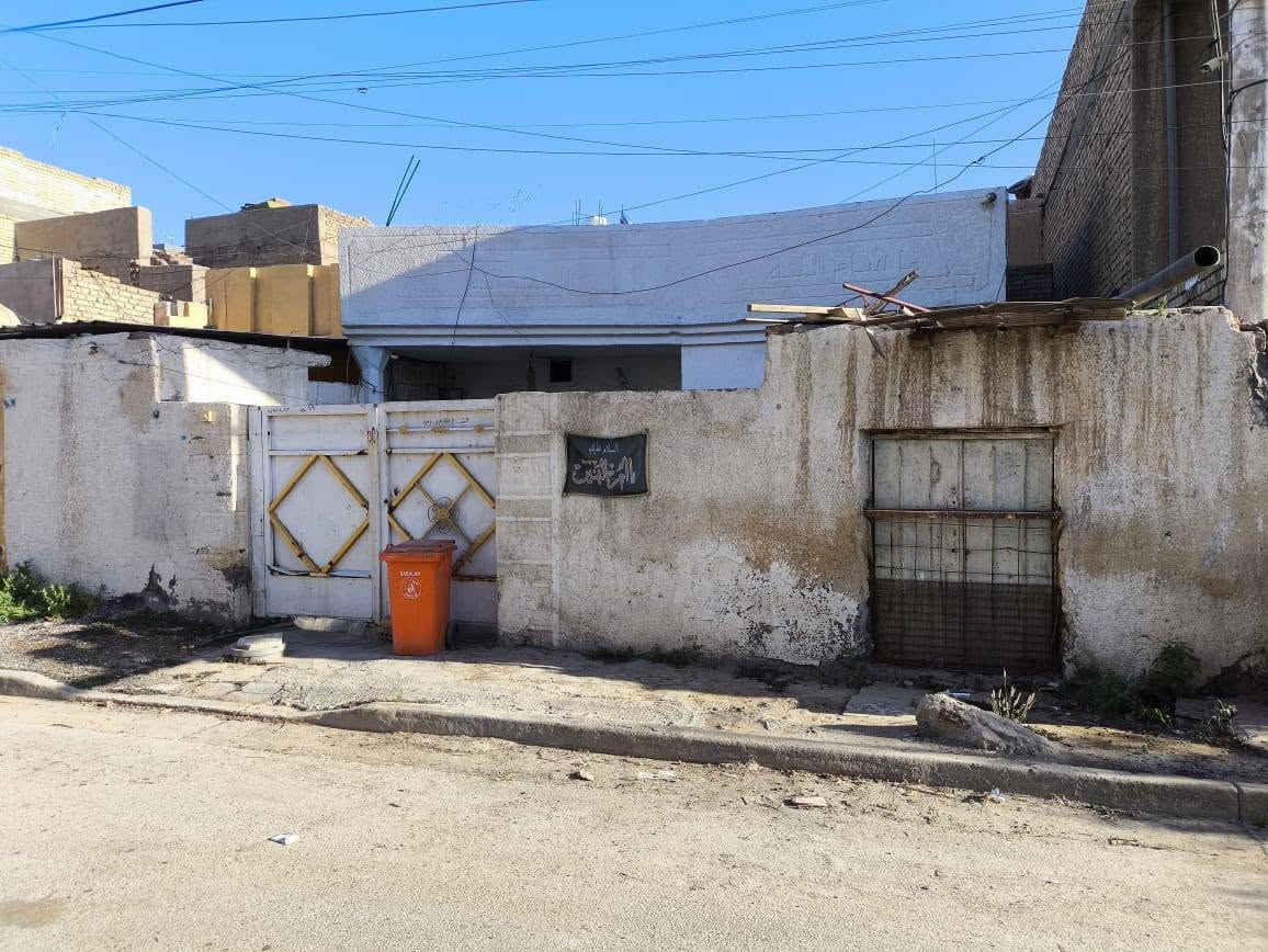 🏡 دار للبيع – فرصة جيدة للسكن أو الاستثمار
📍 الموقع: بغداد – الحسينية / الراشدية، مدخل التكسيات، فرع القصاب.
▪️ المساحة: 200 متر
▪️ الواجهة: 10 متر
▪️ النزال: 20 متر
مواصفات الدار:
3 غرف نوم
صالة
استقبال
مطبخ
حمامين داخل الدار
حمام خارجي
كراج يتسع لسيارة
محل على واجهة الدار
🛠️ الدار يحتاج ترميم.
💰 السعر: 135 مليون دينار وقابل للتفاوض بالمعقول.
للاستفسار أو المعاينة يرجى التواصل على الخاص أو الاتصال. ***********
