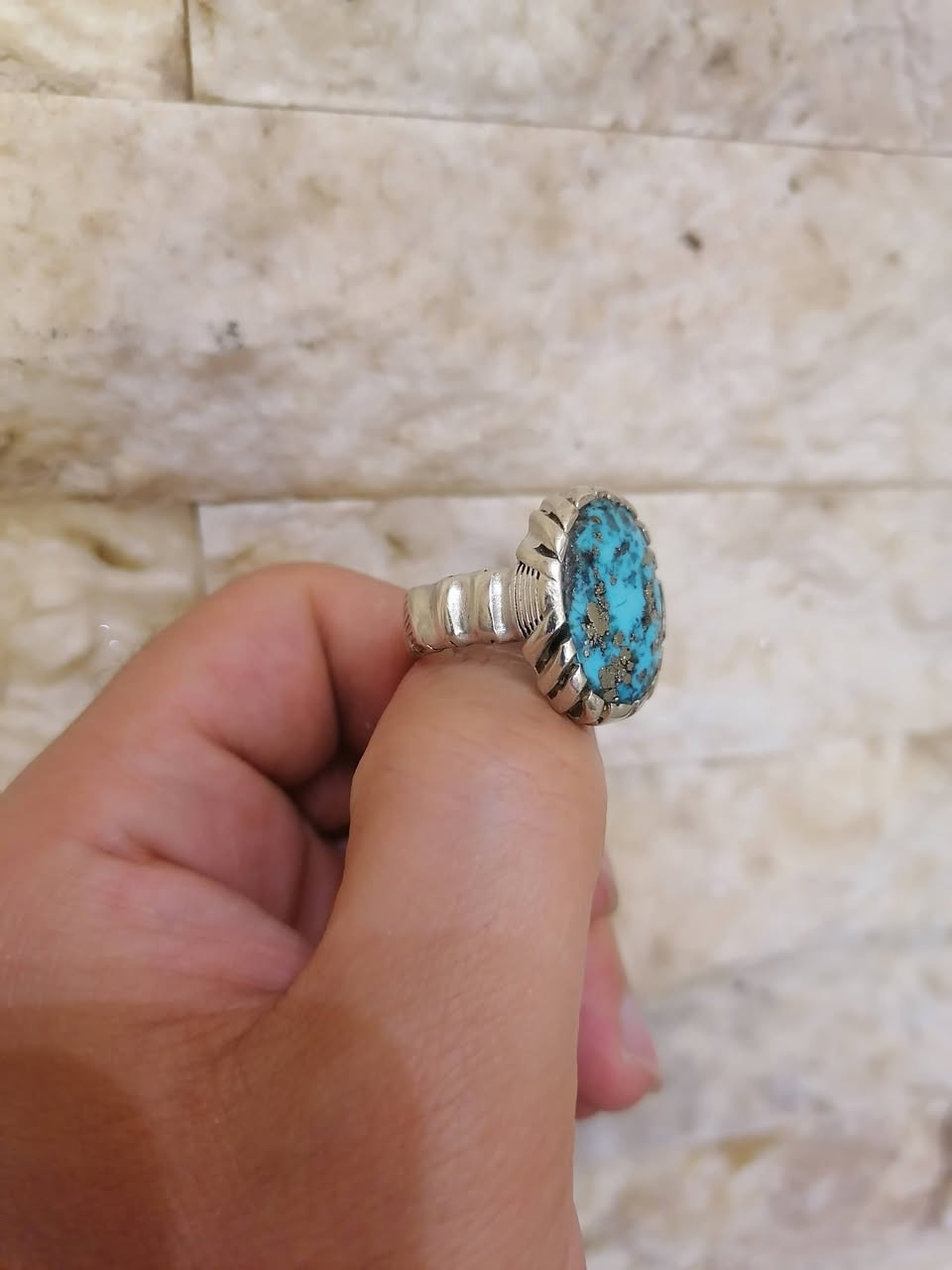 السلام عليكم
محبس فضه 925 من حجر فيروز نيشابوري الأصلي
مع سبحه فيروز خشنه ٣٣ خرزه
وزن مسباح ١٠٠ غرام
قياس محبس ٢١ ٢٢
المكان النجف الاشرف ويوجد توصيل


**إذا كنت صاحب هذا الإعلان وتريد حذفه لأي سبب، رجاءا أرسل رسالة إلى الدعم الفني**