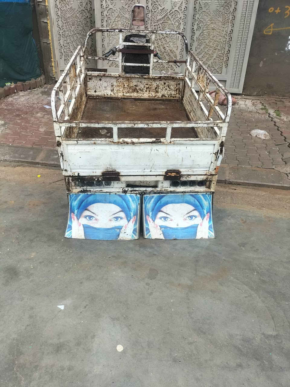 ستوته للبيع كل عيب مابيه شغاله نكره سلف 
الشراي يخابرعله هاذالرقم *********** السعر650
