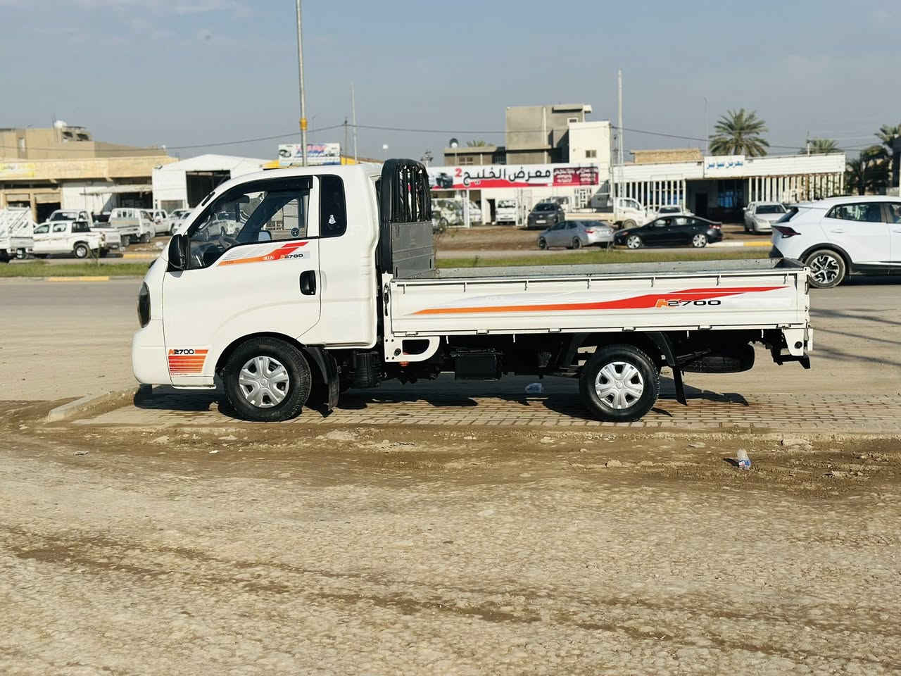 كيه 2014واسط
سنويه 27 بسمنه 
شاصي مكفول  بيها دوس صبغ فقط
جاهزه مابيها نقص
السعر 102
مكان السياره واسط الصويره
***********
