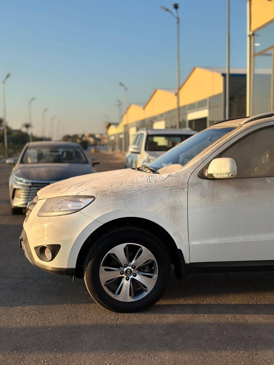 معرض التحسين الذهيباوي  💥✅🔔
سنتافيه 2012 خليجي 
 فول مواصفات للاخير  1/1 ( زيرو ) مخزونه السياره #زيرووووو 🔥🤩❎
عداد المسافه 5 الاف كم
السياره زيرو بعدهه بفابلون الشركه وبنايلون الشركه بعدهه زيرووو 
مضمومه 10 سنوات متروكه بعدهه بتراب الشركه البصمه 
الثانيه  السياره مخزنه مضمومه وعل شرط كفاله من جكت 

للأستفسار :
 
***********
 ***********
______________

الابره المواصفات فول 1/1
كشن كهرباء 
داخل جلد اصلي
بصمه تشغيل 
حساس خلفي 
داخل صاج 
تحكمات استيرن كامل 
7 راكب 
3 قطع تبريد 
محرك 6 سلندر 3500
ويل 18 فراشه سبيًر منازل 
السياره فول 1/1 وزيرو وبل عافيه عل تكون من نصيبه 
رقم بغداد دولي بسمي هزه وسنويه جديده
