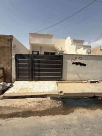 دار للبيع • ١٠٠م • قرب سوك روناكي