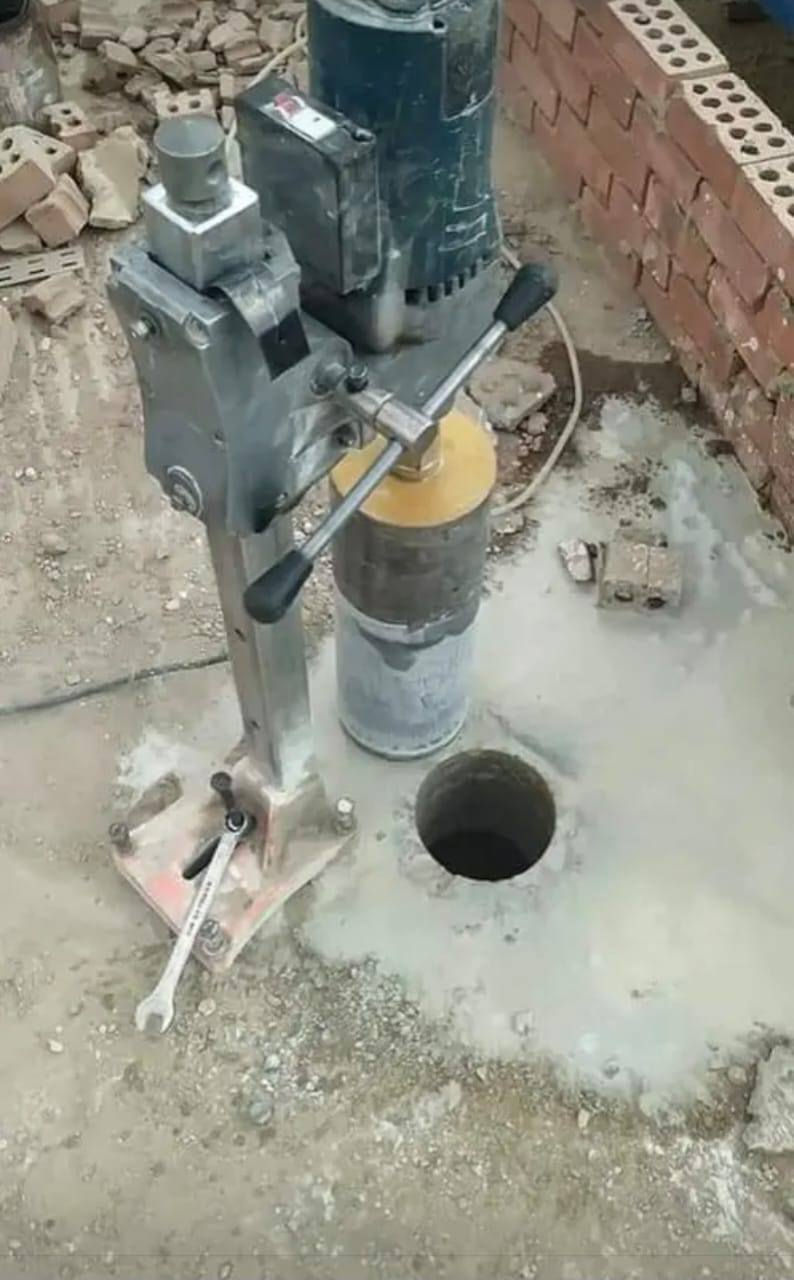 يتوفر لدينا كادر للعمل بجهاز الكور لتثقيب الصب الكونكريت المسلح والغير مسلح فتحات سبالت فتحات مزاريب فتحات هوائية من 1انج إلى 12 انج  العنوان.   بغداد/ الفلوجة / الخالدية / الرمادي للاستفسار الاتصال (***********)صباح ابو شمس
(***********) محمد سعدون
