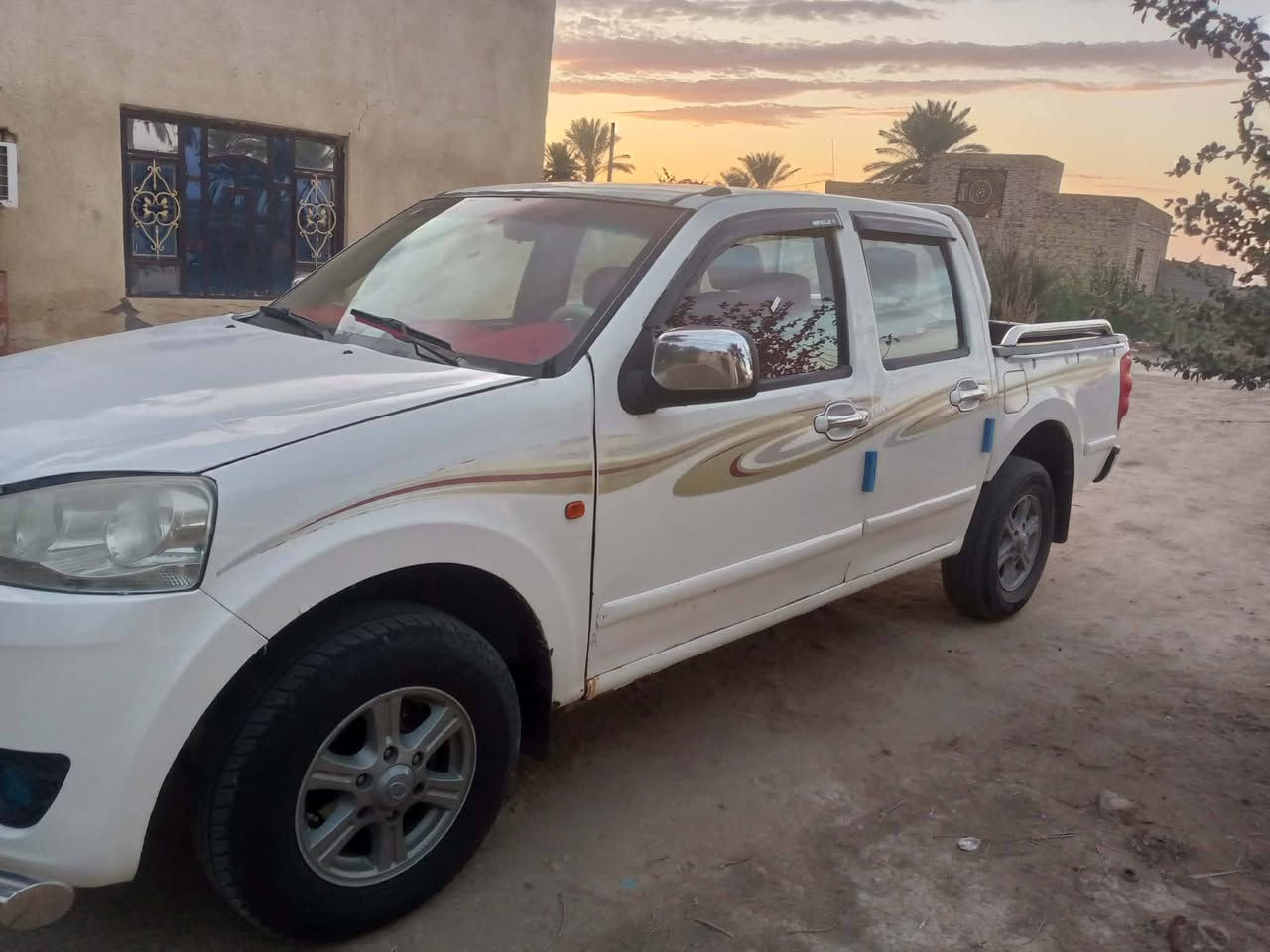 سلام عليكم 
كريت ويل 13للبيع 
السياره نضيفه 
مال جناي مكاني ديوانيه 
الاستفسار ***********
