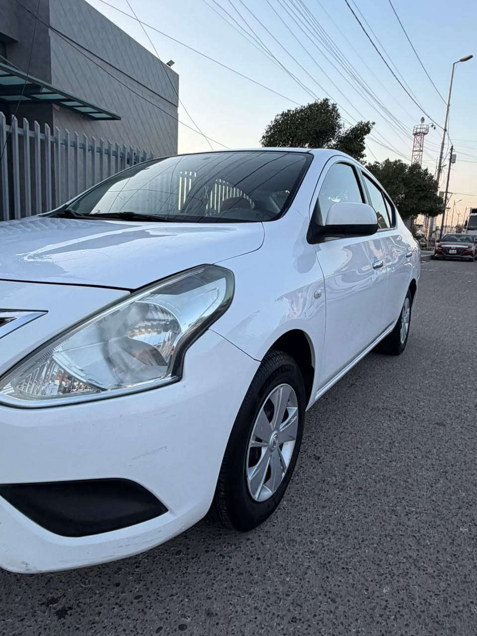 السلام عليكم نيسان سني 2020 مكفوله من الضربه ولصبغ ول بارد رقم بغداد بسمي ماشيه 63 سياره عله وضع الشركه مكانها بغداد الكرخ ***********
