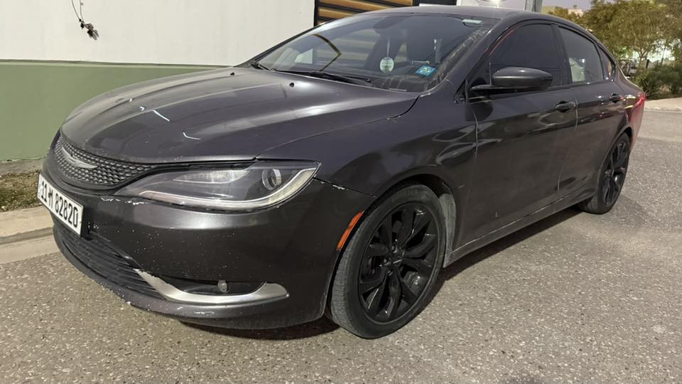 مراوس فقط واذا هيمي بعد احسن موديل 2016
ما ناقصة برغي جاهزة على اخر حبة
بيها منظومةغاز 80 لتر 
حجر بيئة غيرة كلها جاهزة ولا كلوب بالدشبول 
تخم تاير جديد
ادامة كاملة بالجديد
حدادية  جديدة
السيارة s فول عدا الفتحة
حادثها خفيف وبيها قطع صبغ سونار موجود 
رقم بغداد باسمي ومميز حلو 
سعرها 110
مكاني كربلاء وبصرة 
***********
