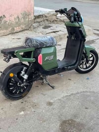 دراجة كهربا • قطعة سكوتر • سرعتها خفيفة