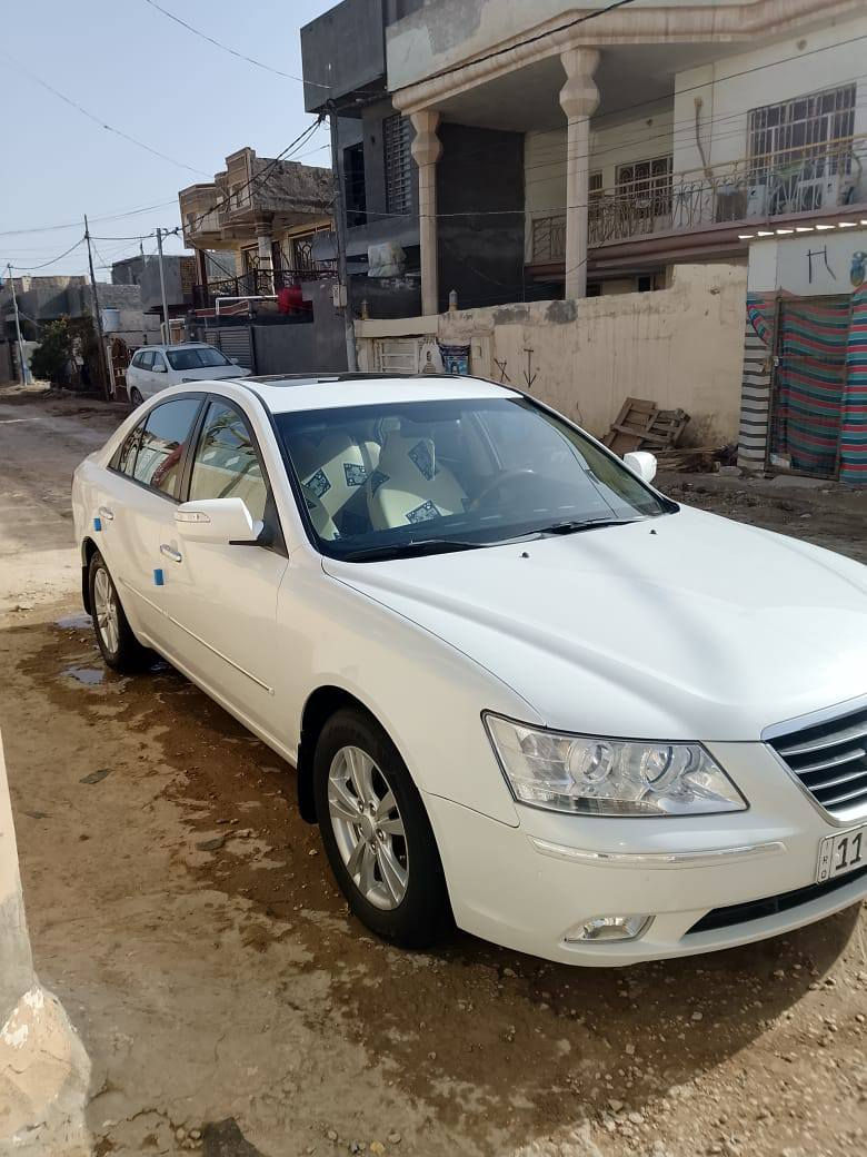 سلام عليكم سوناتا خليجي للبيع موديل (2010) فول مواصفات فتحت سقف تحكم ستيرن جهتين  سياره جديده كلش سنويه جديده رقم جديد هزه جديد تحويل ثاني يوم  السياره كفاله عام محرك مكفول على وضع الشركه محرك (2400)  السياره كلش جديدهه سونار موجود  منشور
سياره ماشيه 180الف

 الهاتف (‏‪***********
