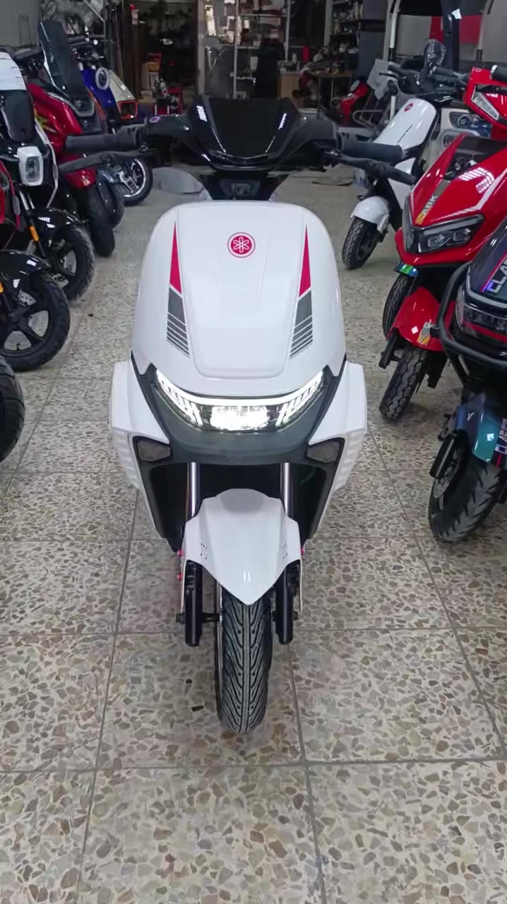 دبابة 1 كرافين بلا درع 
تم تكرار هذا النموذج بناءا على طلب الزبائن
***********
