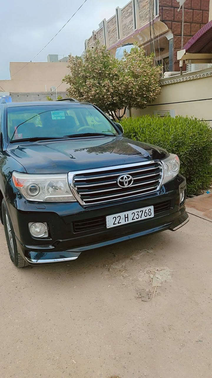 لاندكروزر موديل 15 شركة جيهان بيهه صبغ دعاميه أماميه وسونار موجود بيهه حالوب بالقماره شي قليل كامله مكمله باسمي 
تحويل ثاني يوم رقم اربيل 
السعر 410
 الرقم ***********
