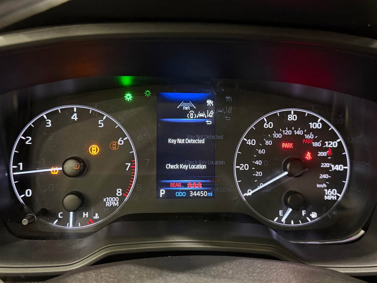 السلام عليكم 
للبيع تويوتا كرولا ابيض 2023 SE 
موصفات فول فول سقف اسود 
محرك 20 
ماشي 34الف ميل 
صبغ هلال جاملغ خلفي بدون دواخل شرط
وبيها ثلاث قطع تبديل شركة بدون صبغ 
ارباك بس برده ماباقي كلها بشرط 
سياره بدون كلير أمريكي و بدون تعديل بارد شرط
سياره بدون شخوط و رصعات و بقصات 
سياره بدون رقم ترقيم شمالي فقط 
تكلفة رقم 12 ورقه 
ملاحظة صوار حادث موجوده في المنشور 
اي استفسار عن سيارة خاص مفتوح 

السعر 157 ورقه ومجال 
اخوكم ديار ابو عمر 
*********** واتساب 
***********
عنوان أربيل أربيل, العراق
