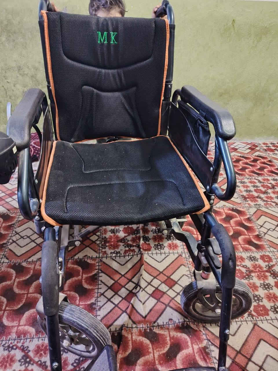 السلام عليكم للبيع نجف ***********
