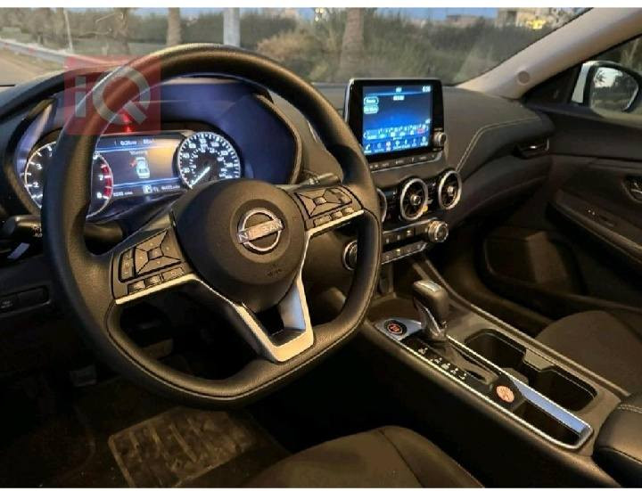 السلام عليكم للبيع نيسان سينترا 2025 مواصفاتSV وارد امريكي سبير ما نازل حادثة طخات بصفحه السايق كفاله بدون دواخل ولا شواصي ولا لغود سياره زيرو 
للاستفسار واتساب***********
