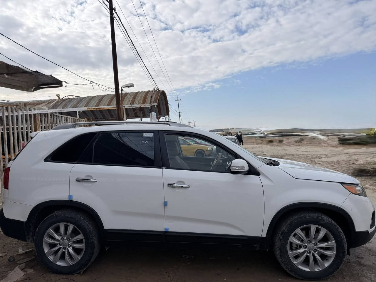 كيا سورنتو 2013 خليجي  6سلندر 7راكب 3قطع تبريد تخم تاير وحدادية جديد مكفول كير ومحرك وسيارة خالية من الصبغ  سونار مرفق مع الصور السعر 166 وبيها مجال السيارة موجودة بالديوانية 
للتواصل *********** اتصال /واتساب
