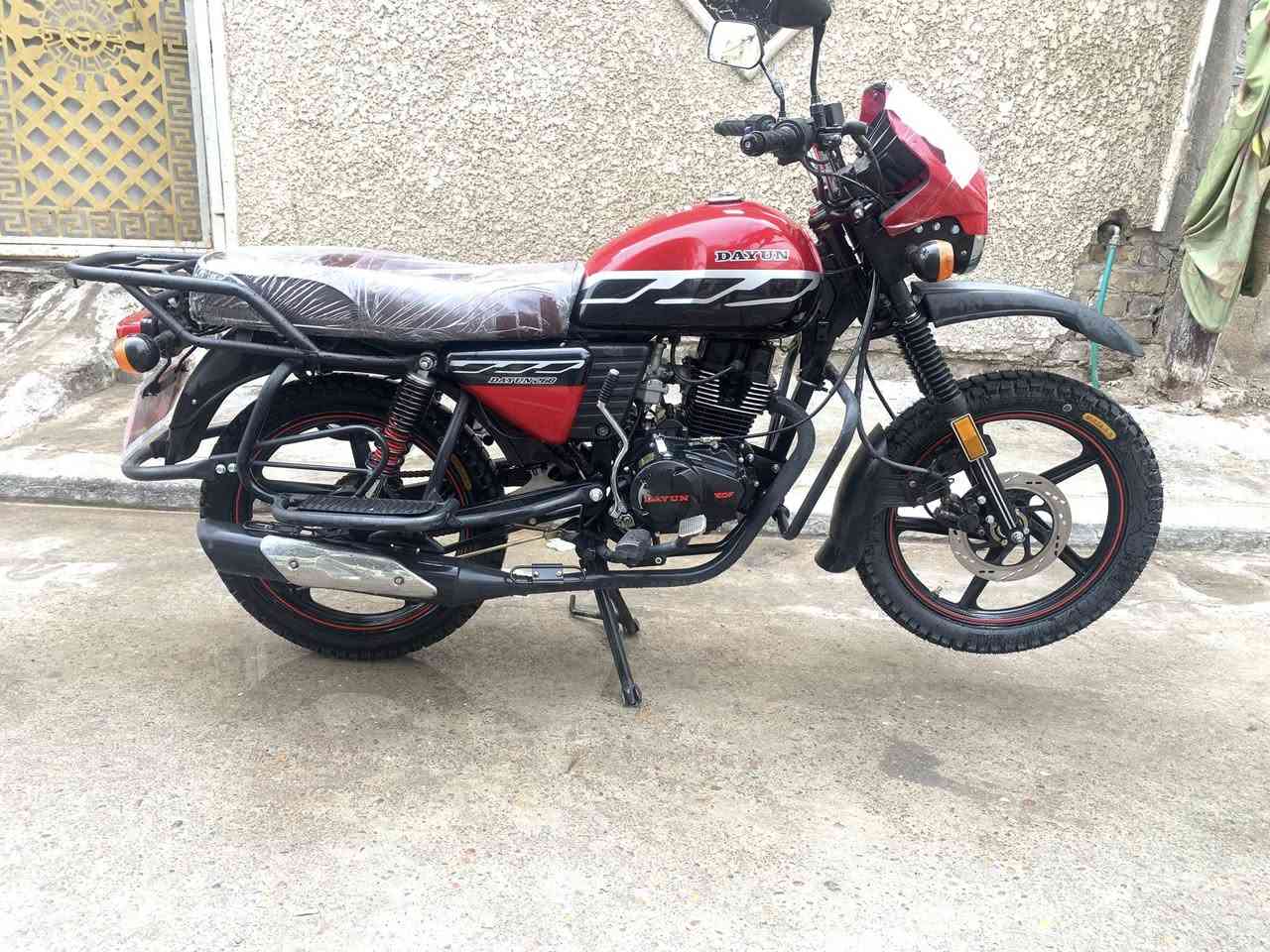 دايوان جبلي 23 طالعه بلـ25 رقم بغداد تحويل ثاني يوم ماشيه 14 الف حقيقي  تايرات جدد دراجه كفاله عامه ع وضع الشركه دراجه احله من الصور بهواي تجيب فيتر وتفحص مكاني بغداد الشعب سعرها 2450 وبيها مجال 
*********** اتصل وبيك خير ودلل
