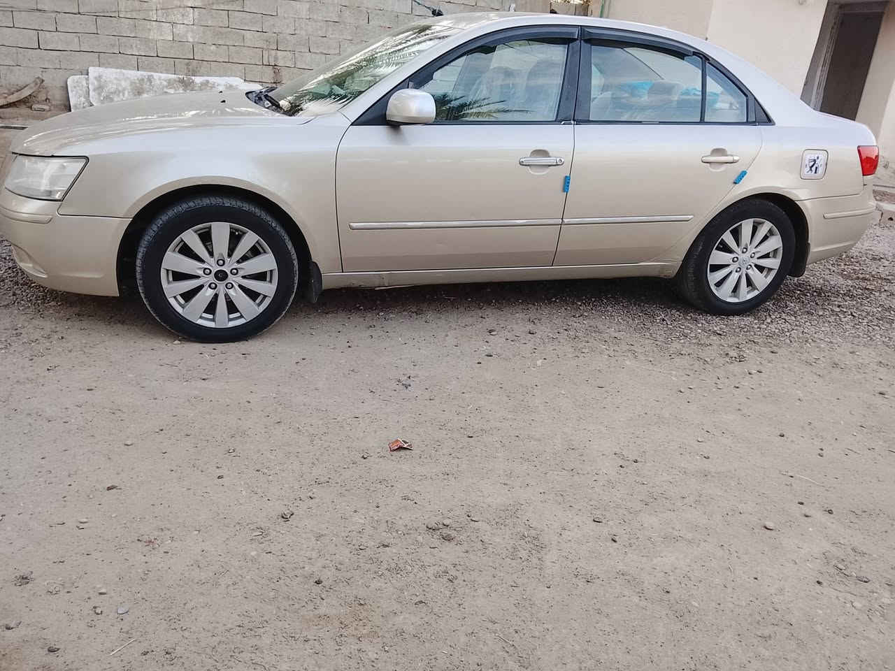 اسلام عليكم اخواني الاعزاء
عندي سياره سوناتا وارد امريكي ظررها حلو جاملغ تريشه موديل 2009
مكينه 2400سياره مكفوله 
كفاله عامه اريد اراوسها أبيكم دبل قماره
2010او2011 الي عنده ويحب يراوس 
هاذا رقمي ***********
كورك بي واتساب ***********
